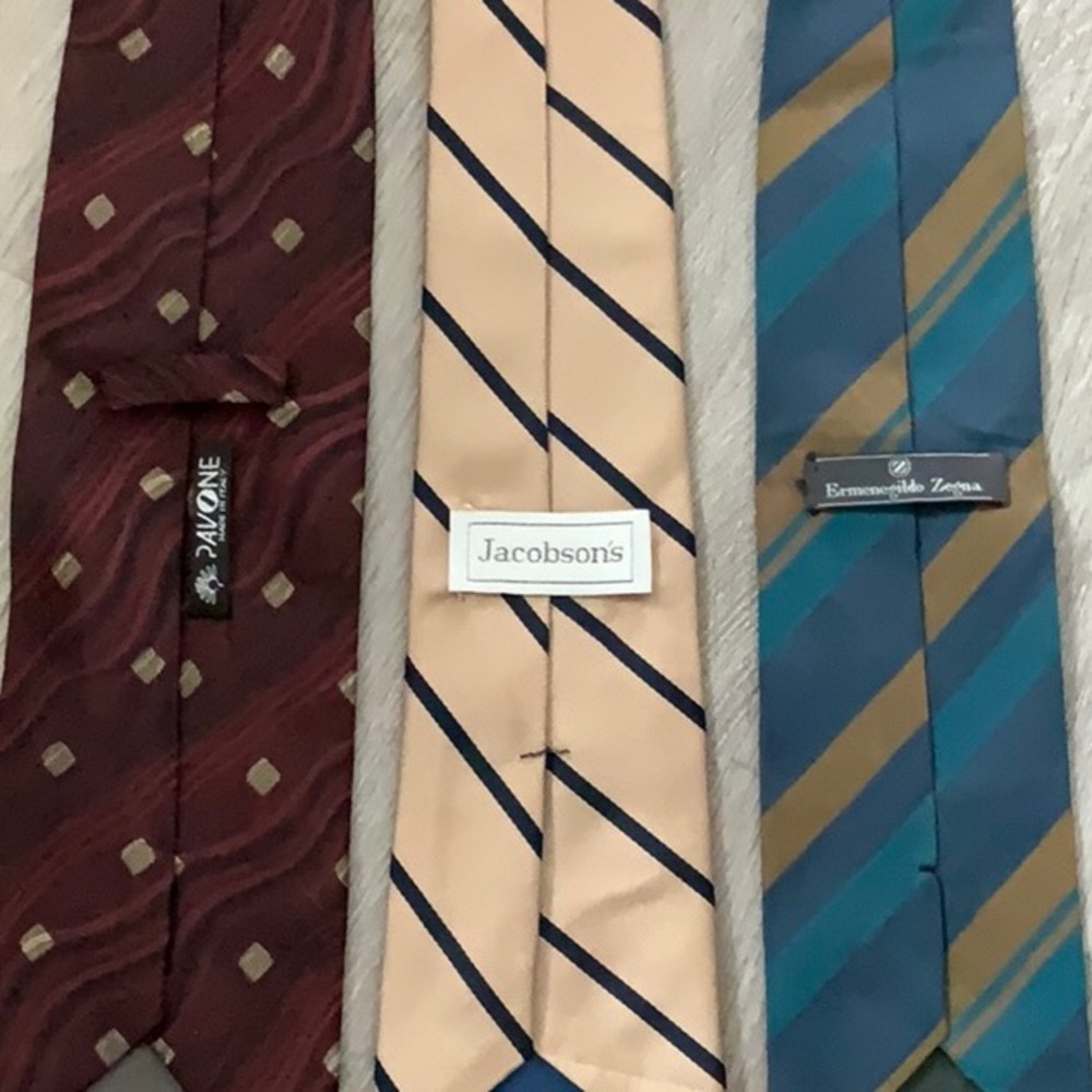 THREE Italian Designer Vintage Ties - 100% silk. (Pavone, Jacobson and Zegna) - Picture 5 of 6